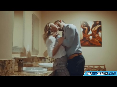 ❤️ Коли грудаста блондинка спокушає вас у громадському туалеті ❤ Порно-відео на uk.https-tubsexer.ru